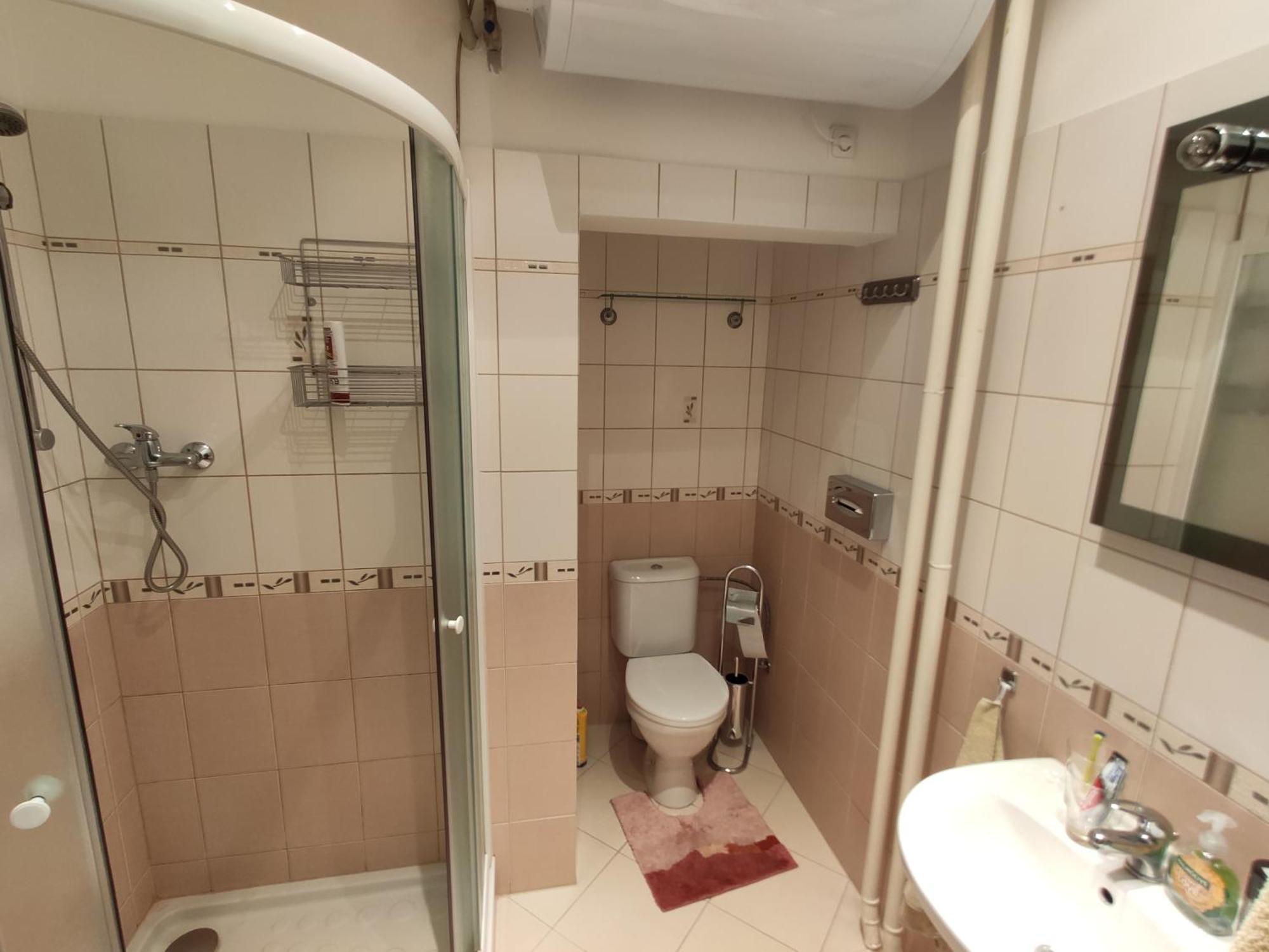 Apartman 63M2 S Balkonem V Lazenskem Centru 카를로비바리 외부 사진